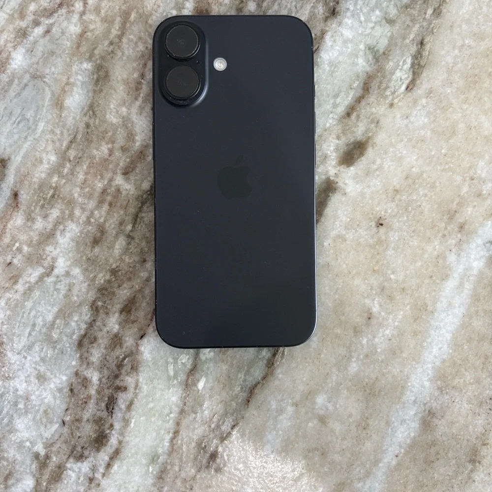 Apple iphone 16